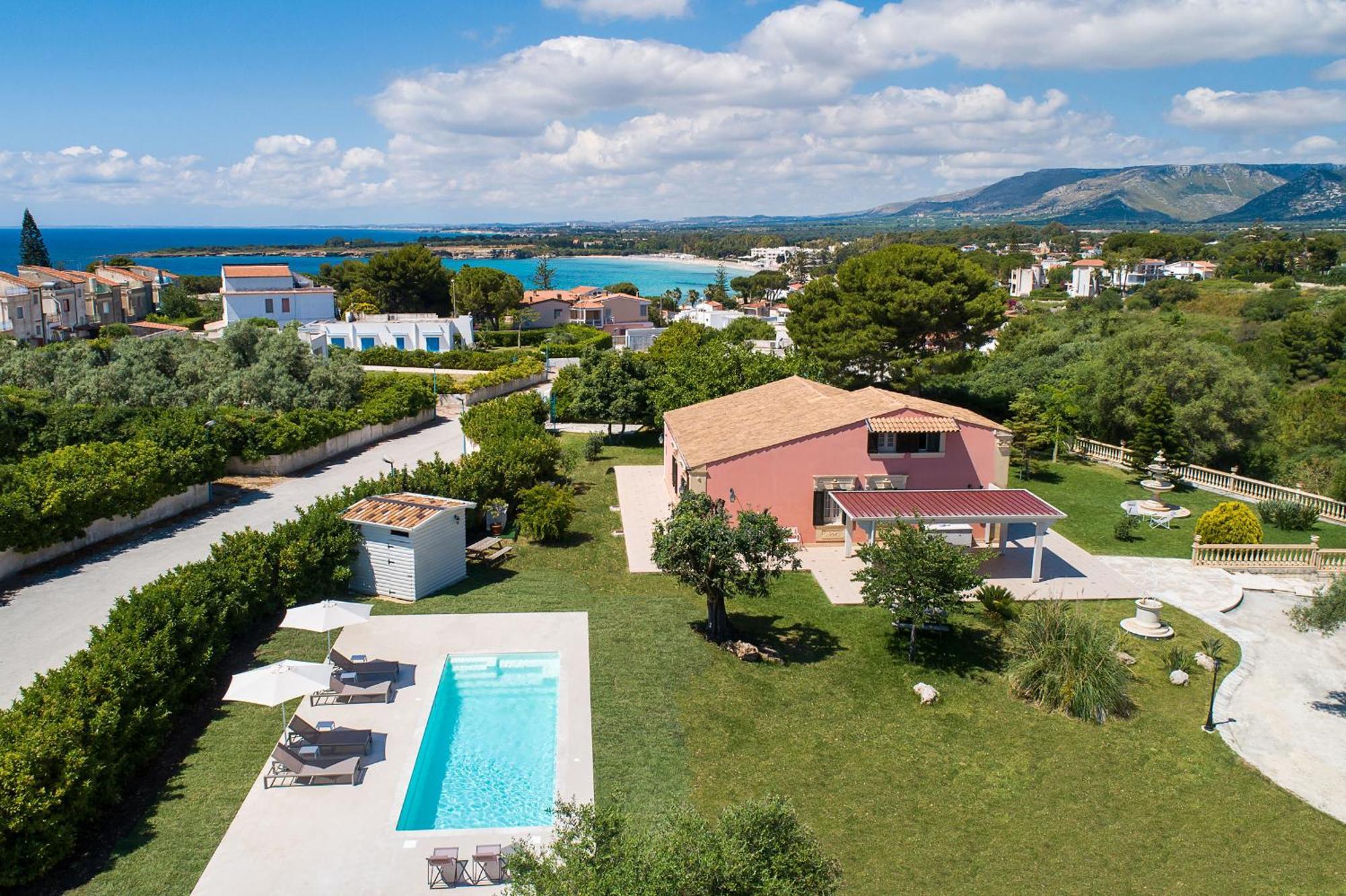 Gira Sole Villa Fontane Bianche Exterior photo